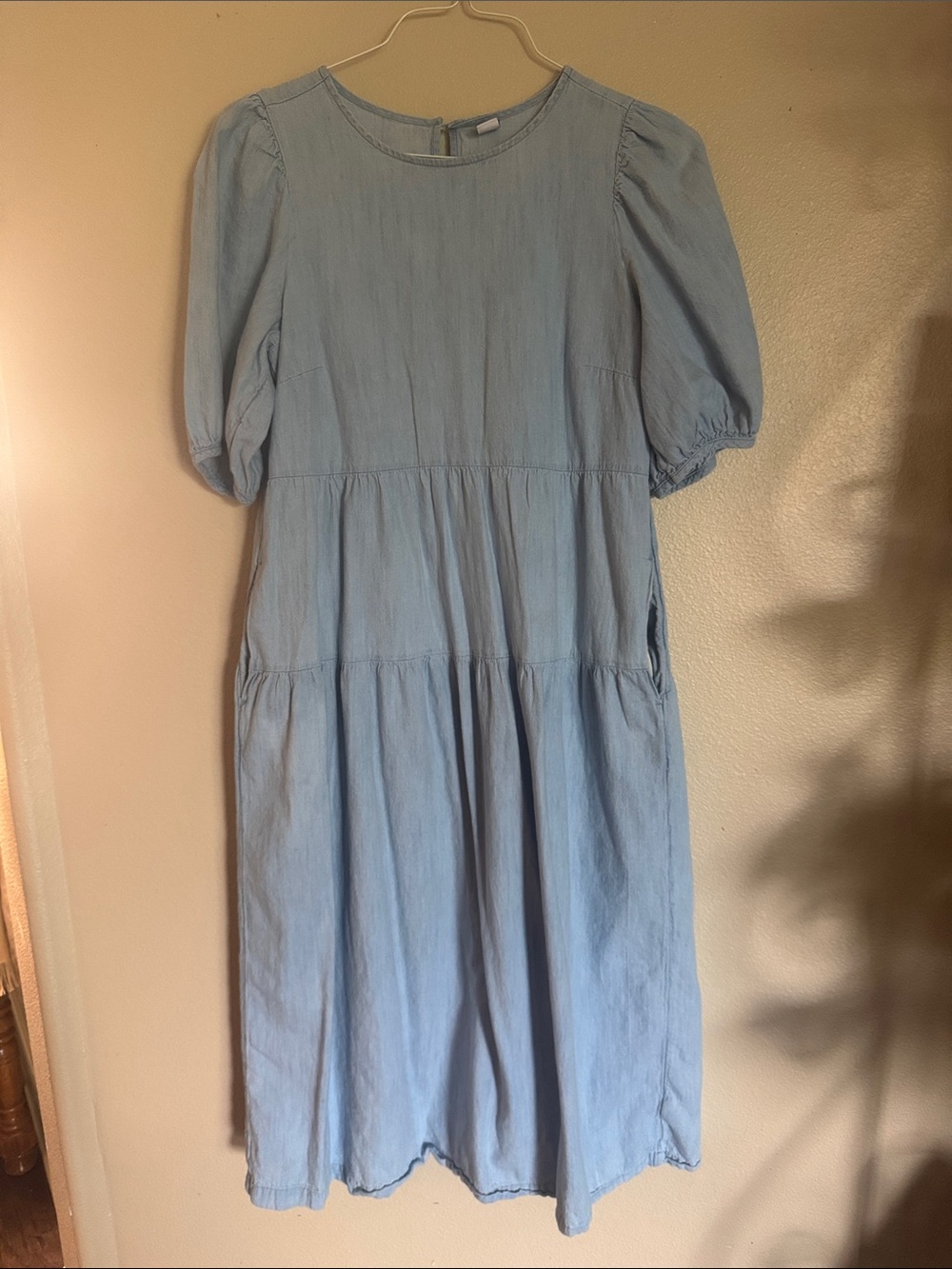 Old Navy Light Blue Tiered Midi Dress with Puff Sleeves